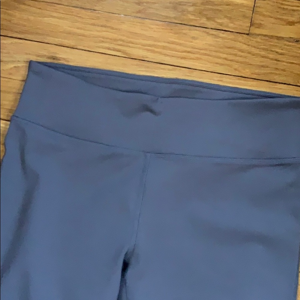 Fabletics Powerhold Crops - image 2